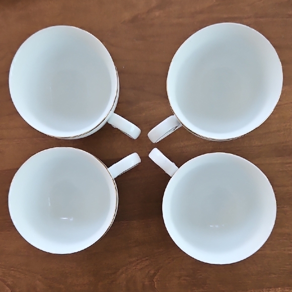 The Pillsbury Doughboy Porcelain Teacup Set of 4 - Picture 9 of 15